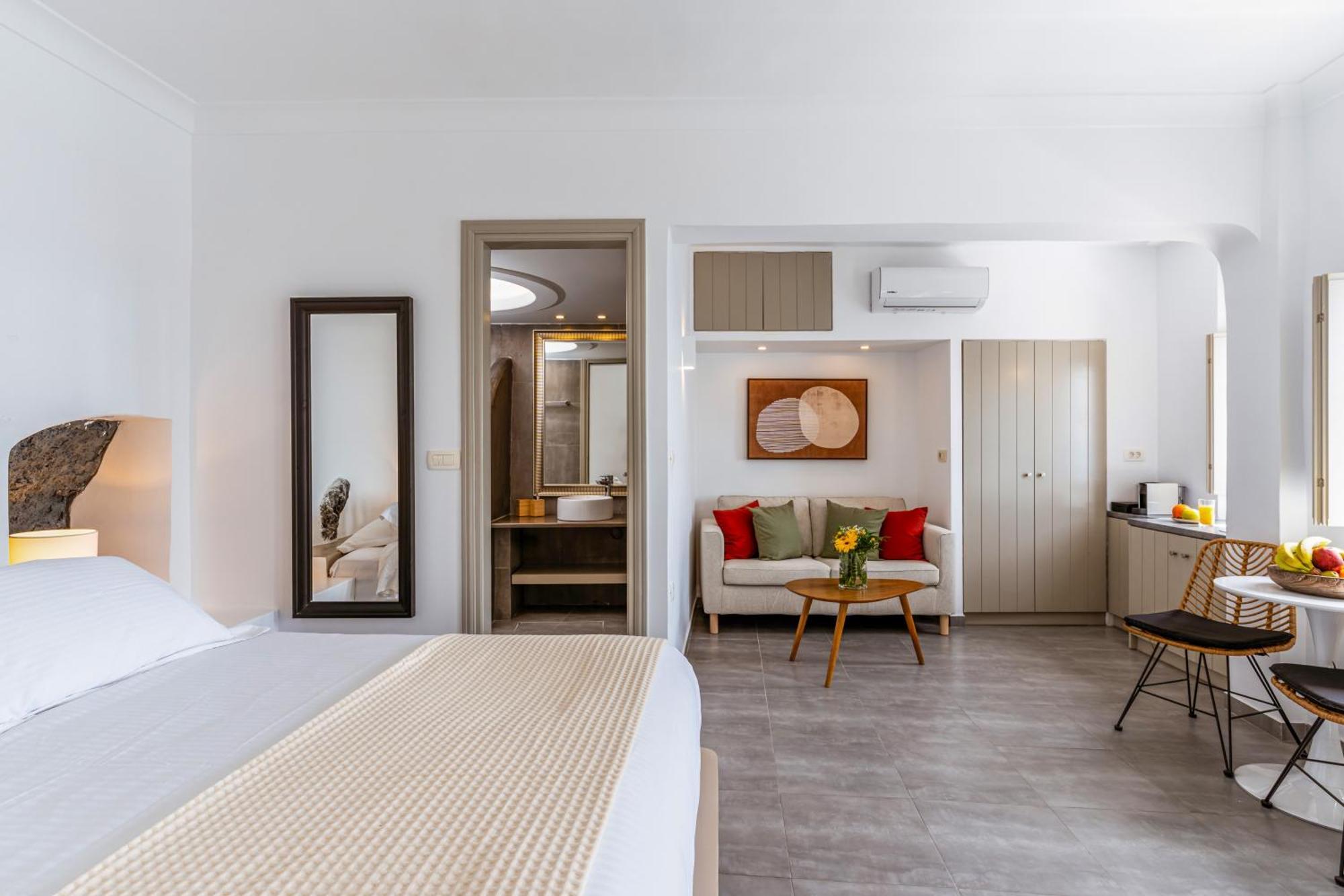 אימרוביגלי Mardanza Krokos Suites מראה חיצוני תמונה
