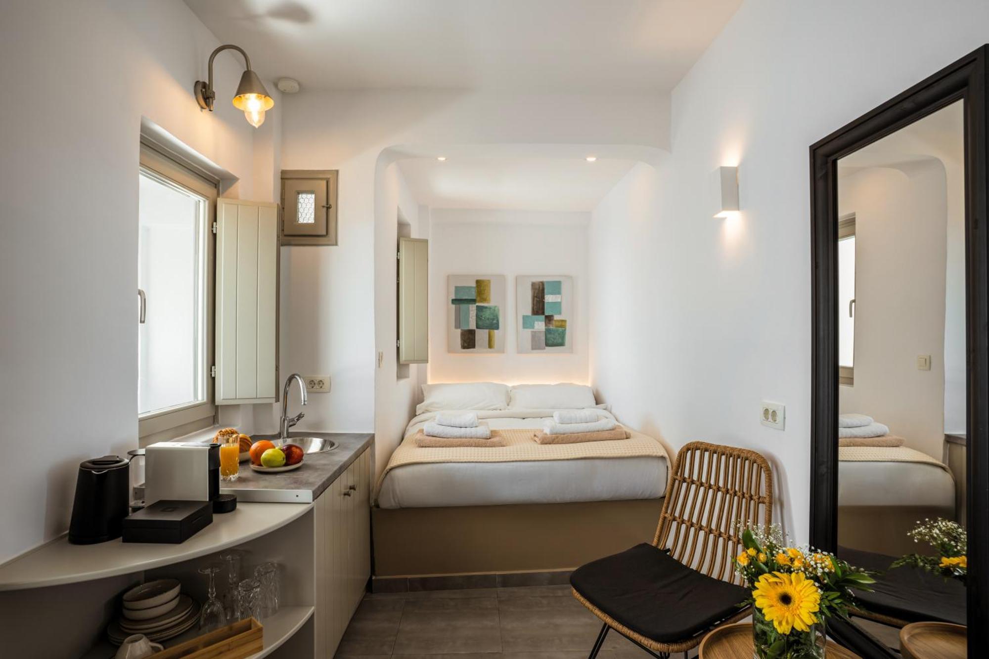 אימרוביגלי Mardanza Krokos Suites מראה חיצוני תמונה