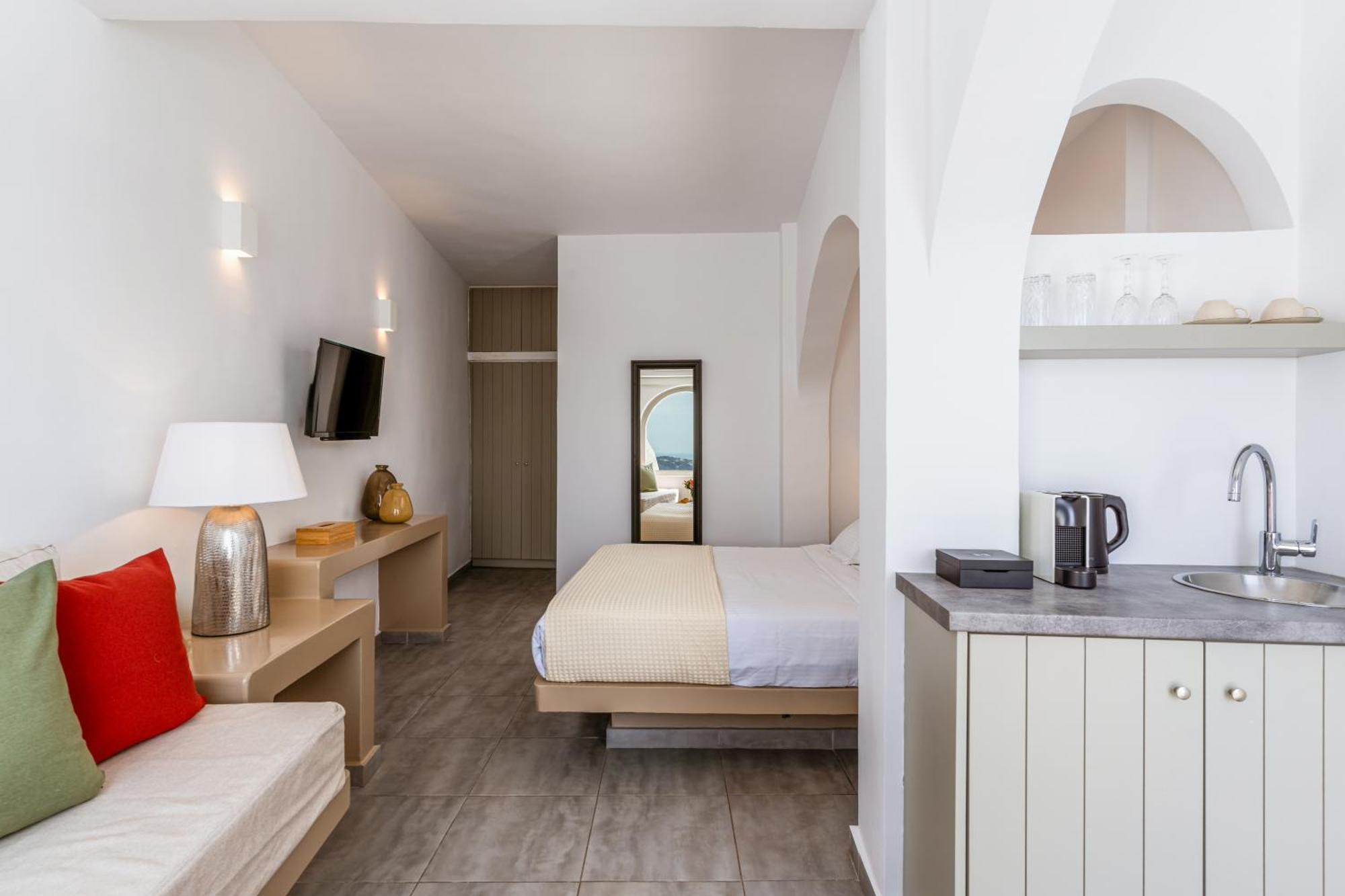 אימרוביגלי Mardanza Krokos Suites מראה חיצוני תמונה