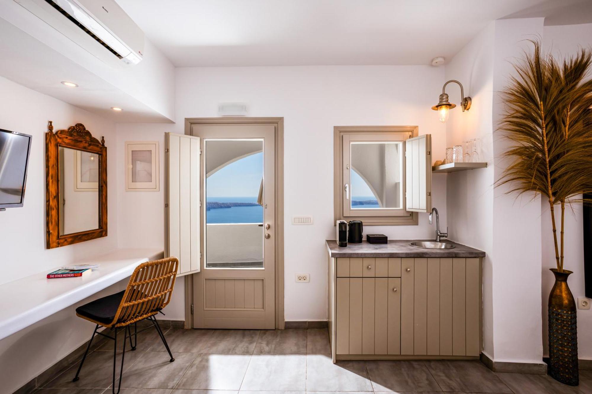 אימרוביגלי Mardanza Krokos Suites מראה חיצוני תמונה